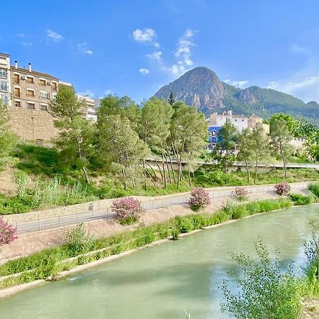 Atico Con Terraza Apartman Cieza Kültér fotó
