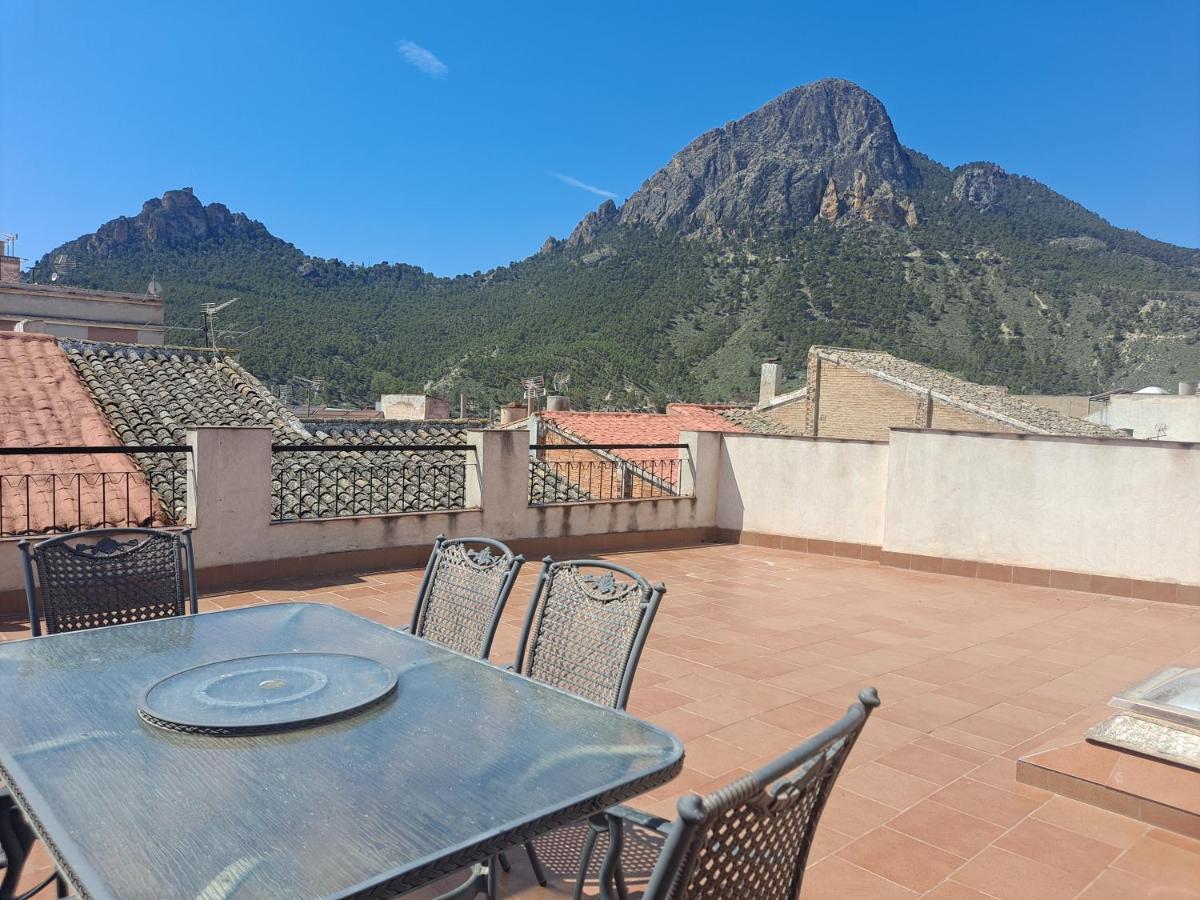 Atico Con Terraza Apartman Cieza Kültér fotó