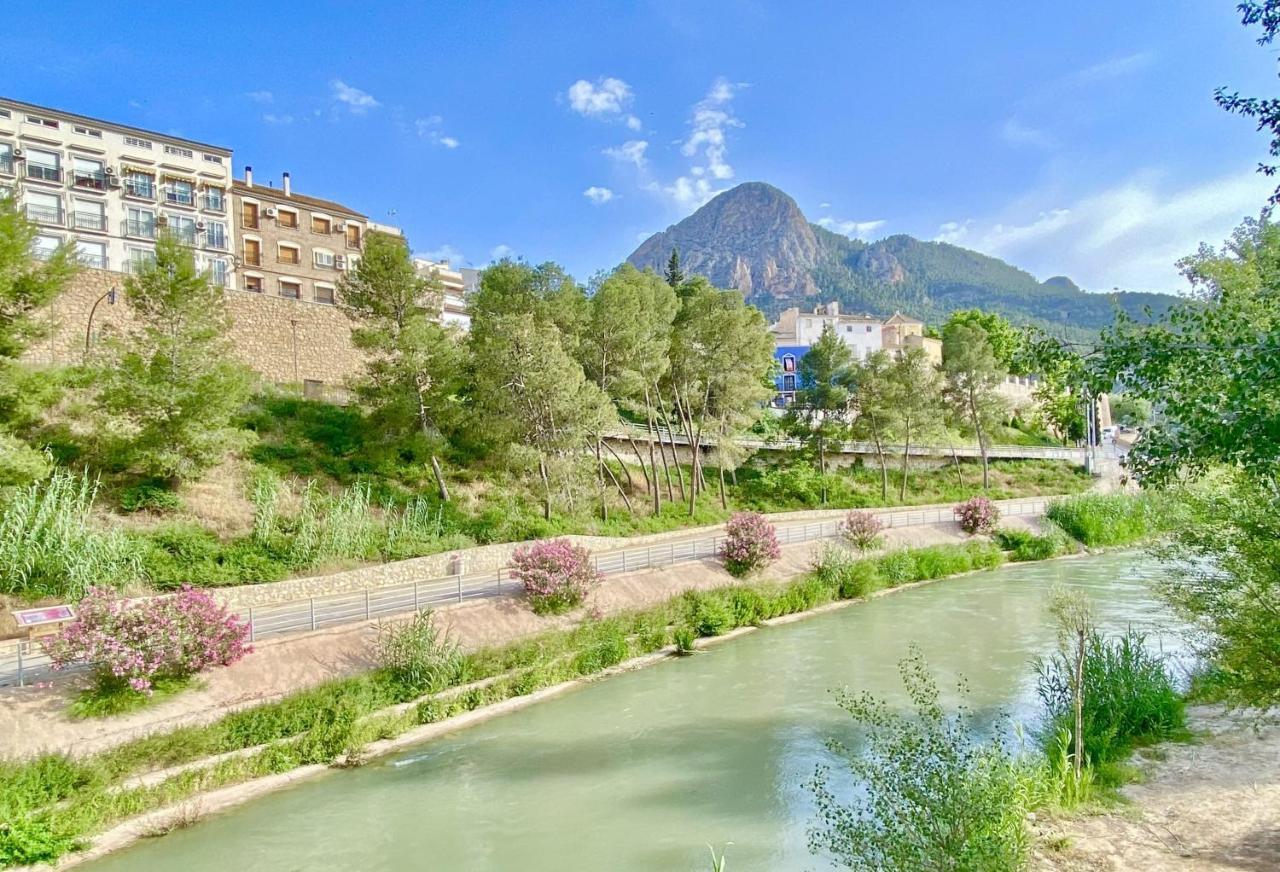 Atico Con Terraza Apartman Cieza Kültér fotó